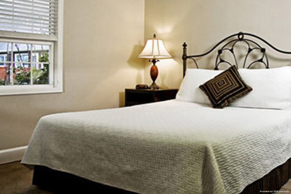 Hotel Ecola Creek Lodge (Cannon Beach)